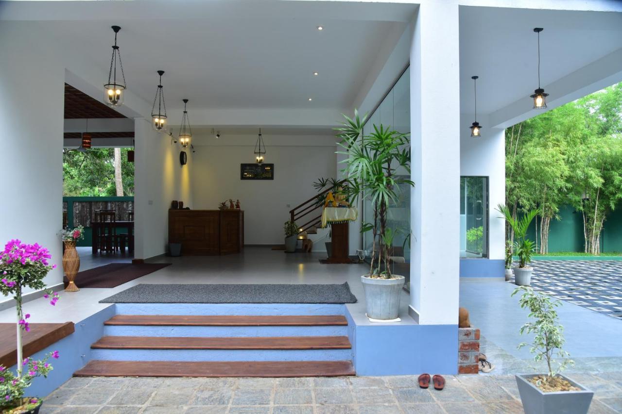 Eden Grand Hotel Dambulla Exterior foto
