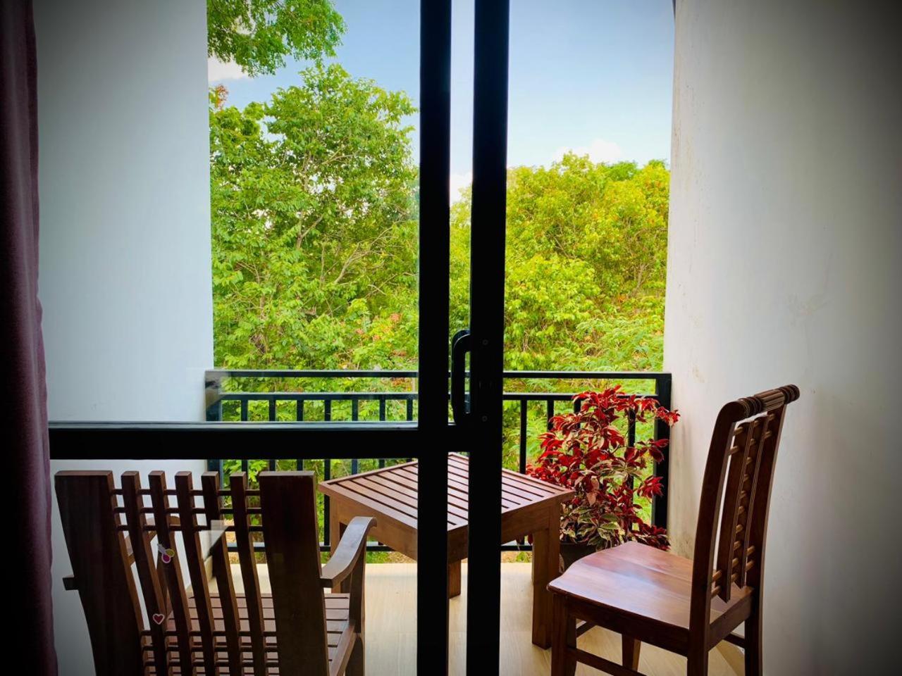 Eden Grand Hotel Dambulla Exterior foto
